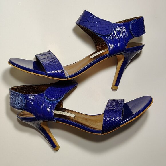 Cynthia Vincent Faux Reptile Skin Patent Leather Strappy Open Toe Heel Pumps - Picture 1 of 9